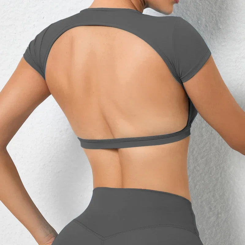 Onyx Athlete Women’s Backless Yoga Crop Top – Customizable Activewear with Chest Pads, Luxe Gym Tank